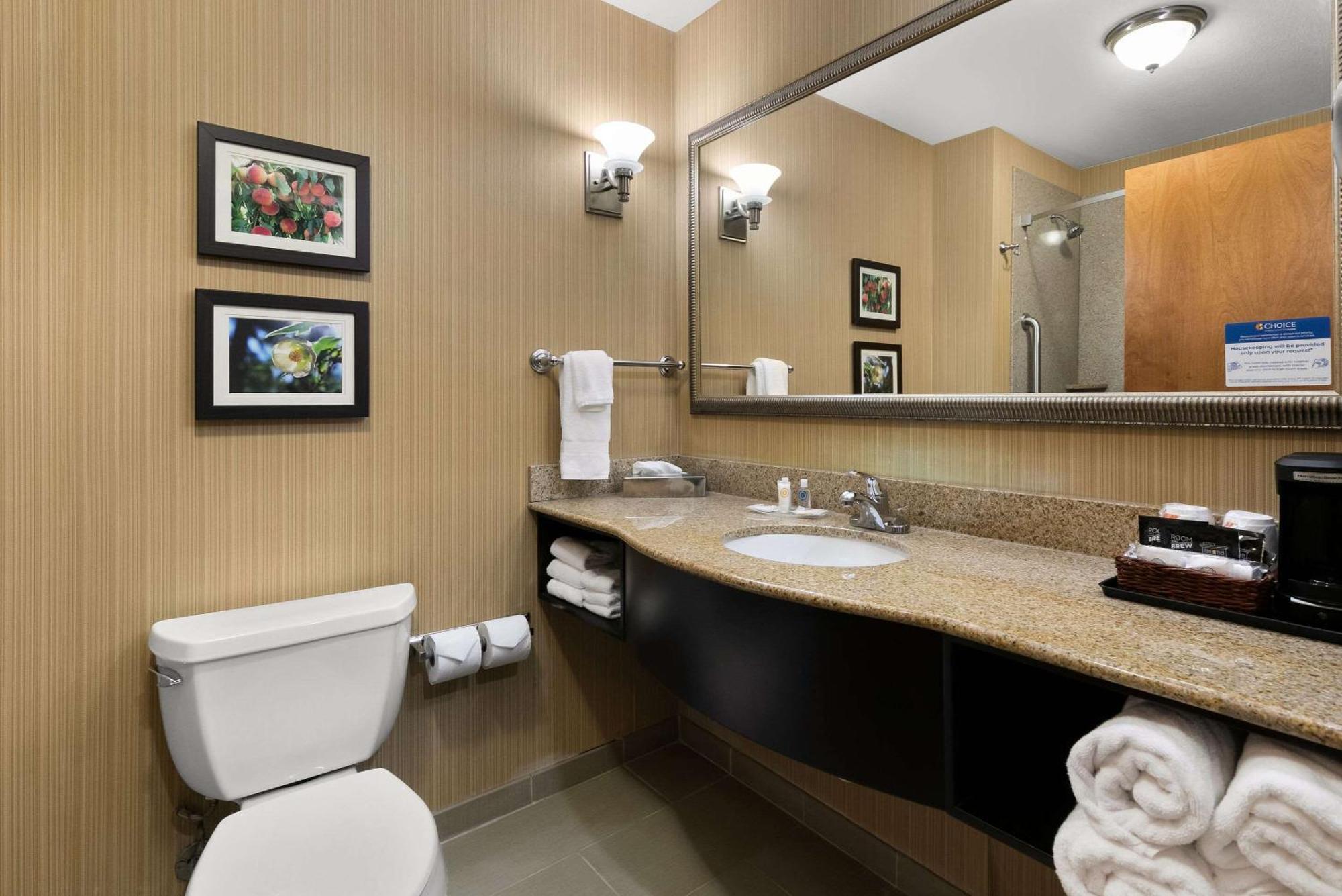 Hotel Comfort Commerce