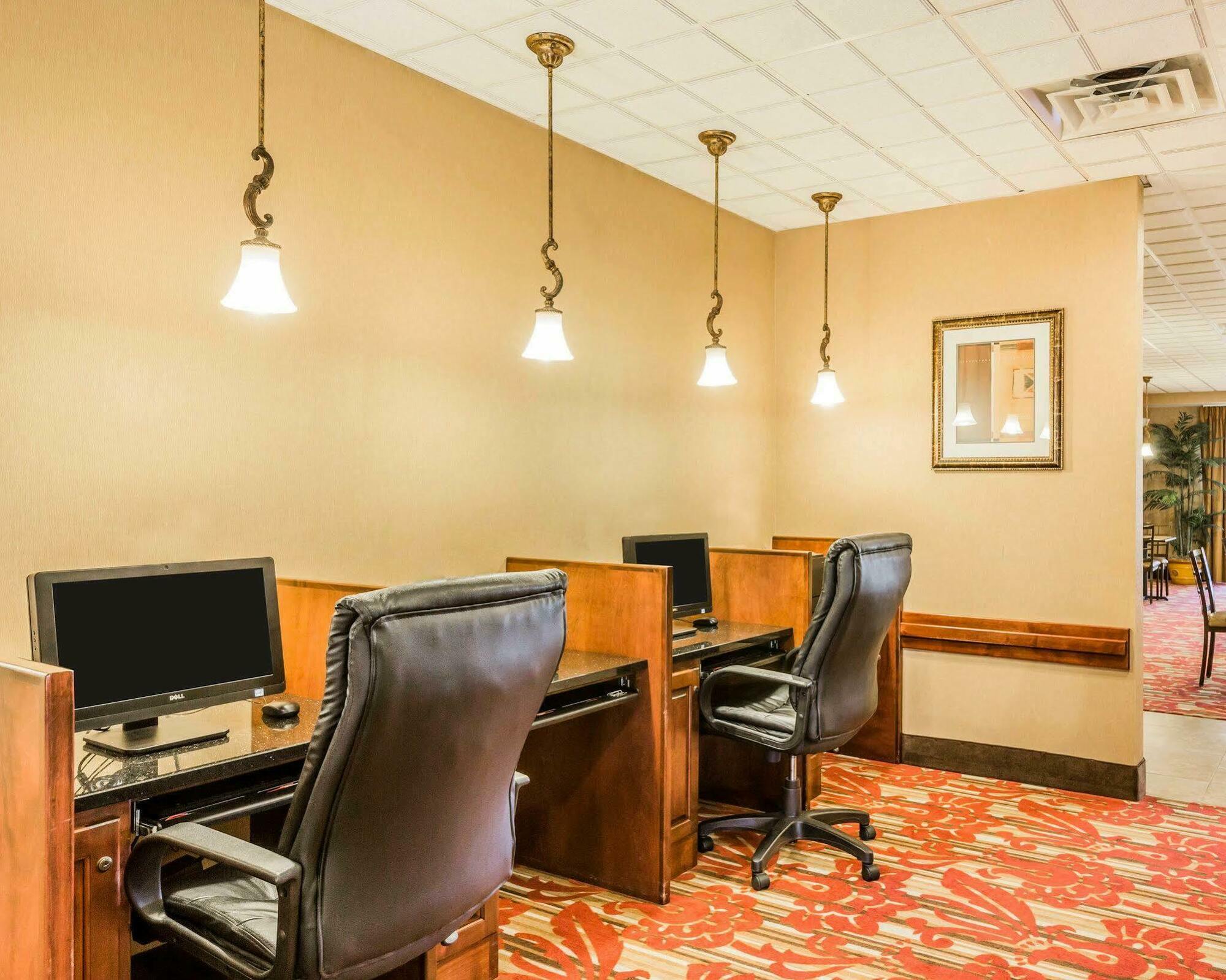 Comfort Hotel 3*